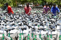 With the support of the Global Fund, CHAZ purchased 3,800 bicycles.